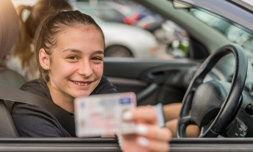 Alt-text- Illinois driver’s license test practice session image.