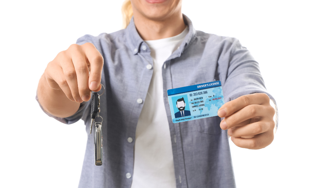 Alt-text- illinois teen driver comparing class c and class d licenses