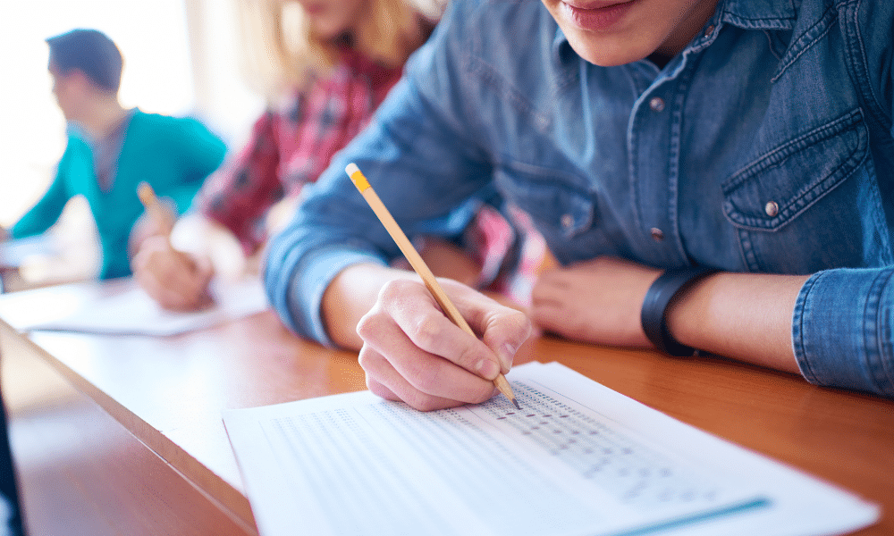 Alt-text- common mistakes in non-cdl class c driving test